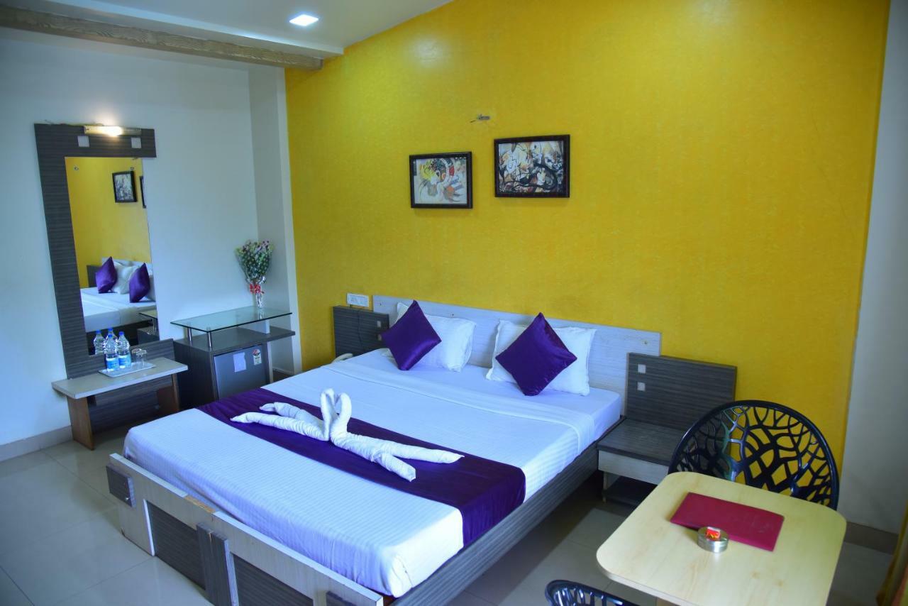 Palette - Spring Hills Resort Pirangut Exterior foto