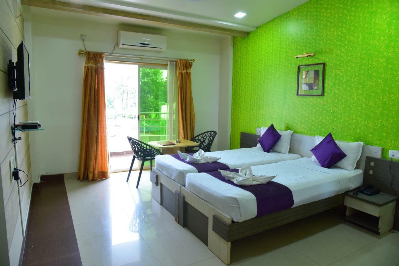 Palette - Spring Hills Resort Pirangut Exterior foto